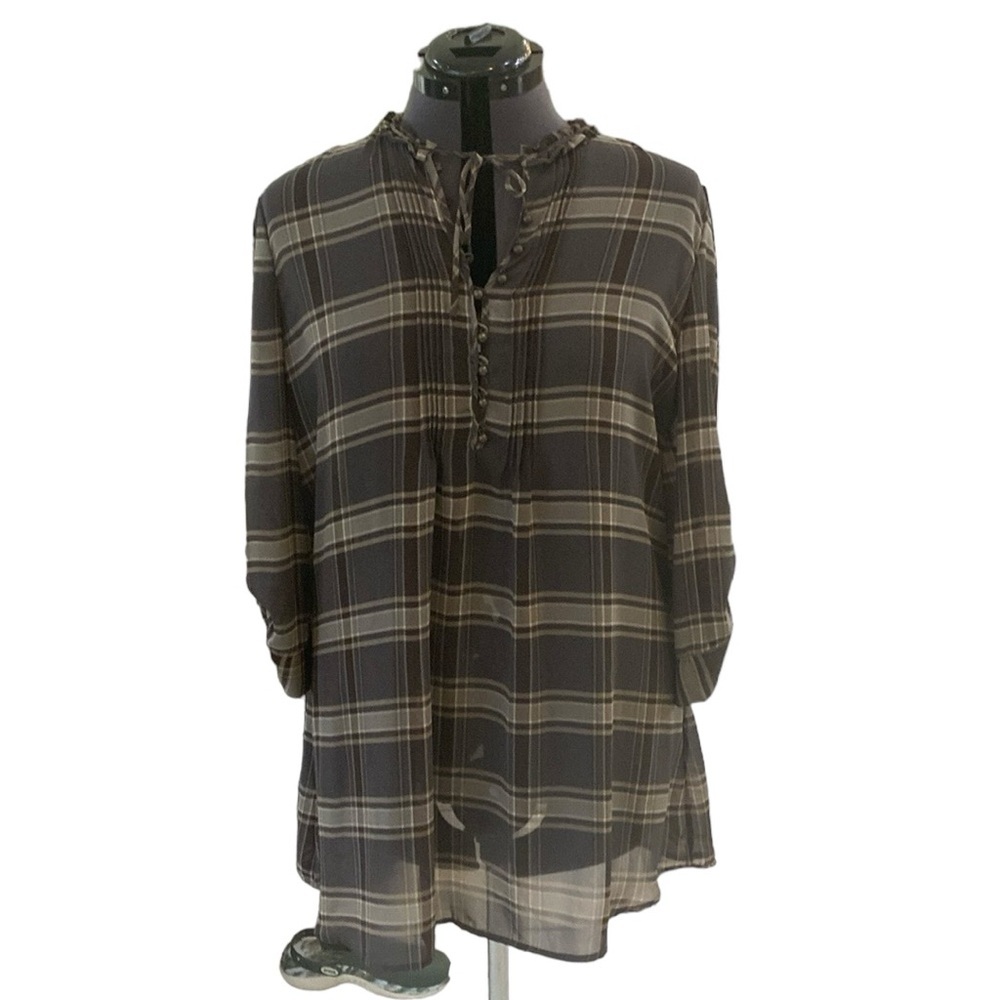 New York & Company L Plaid 3/4 Sleeve 1/4 Button Sheer Polyester PulloverVietnam